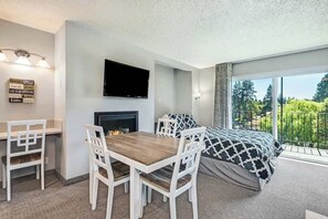 1 Schlafzimmer, Bügeleisen/Bügelbrett, kostenloses WLAN, Bettwäsche