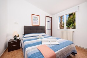 3 Schlafzimmer, Bügeleisen/Bügelbrett, WLAN, Bettwäsche