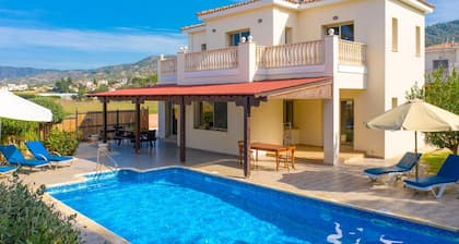 Villa Jan Lui - Four Bedroom Villa, Sleeps 8