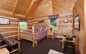 1 bedroom, WiFi, bed sheets - Mountain Hibernation - Hot Tub, Arcade, & Views (Sevierville)