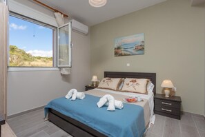 2 bedrooms, iron/ironing board, travel cot, WiFi