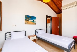 4 bedrooms, iron/ironing board, travel crib, WiFi