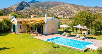 Villa Melissa - Two Bedroom Villa, Sleeps 5