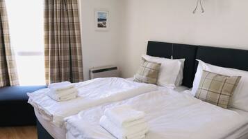2 bedrooms, iron/ironing board, WiFi, bed sheets