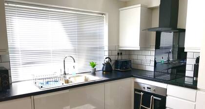 Traeth Arian - Location, location, location.