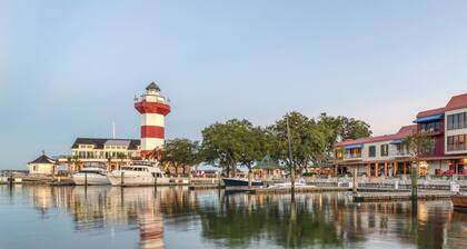 Great for Families! Lg Pool, Near Harbour Town, Beach, Golf, Tennis & Pickleball