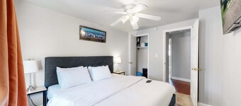 Cool Stay Near Rapids Stadium  Ideal for Sports Fans!