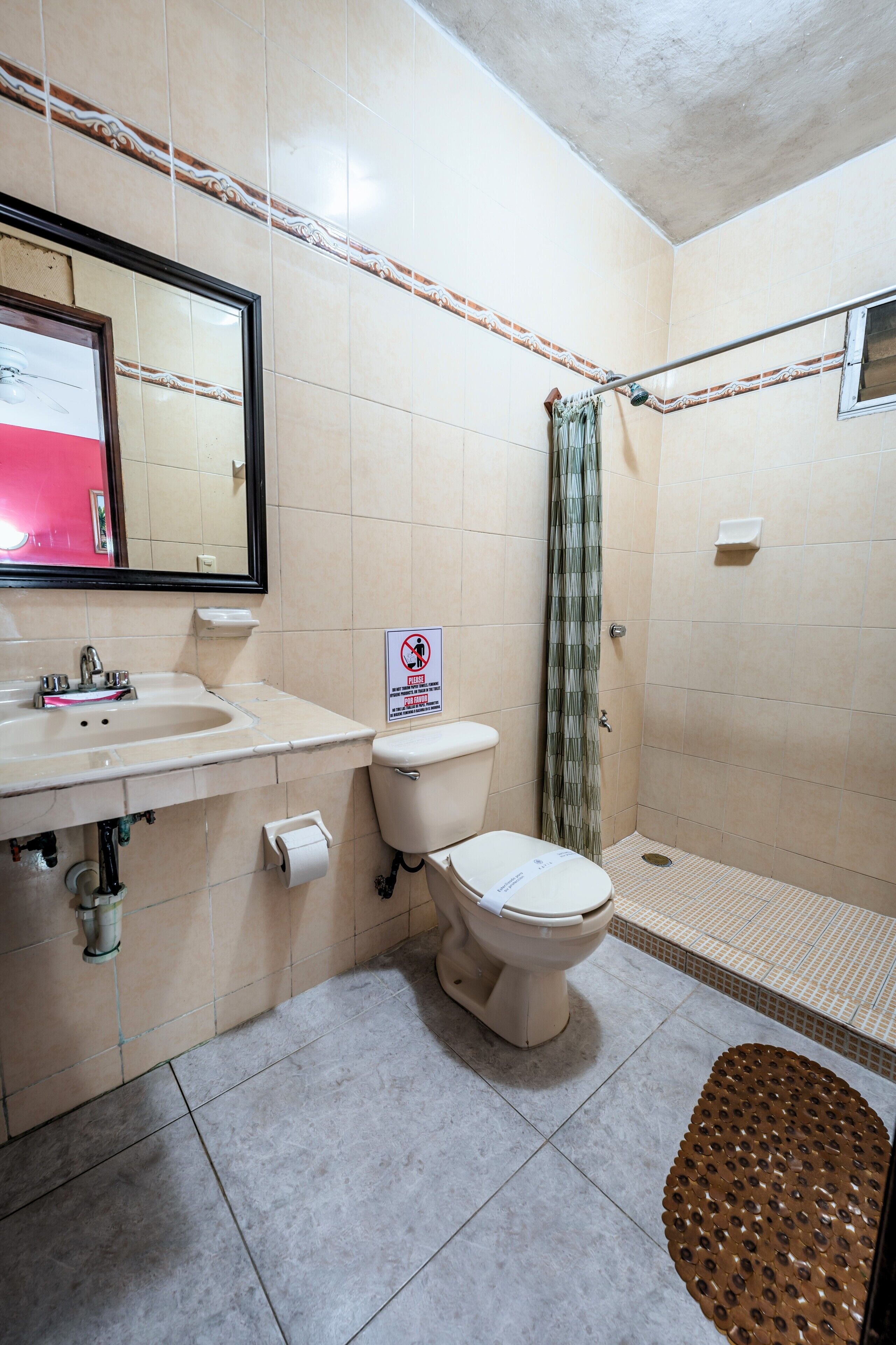 shower, towels, soap, shampoo