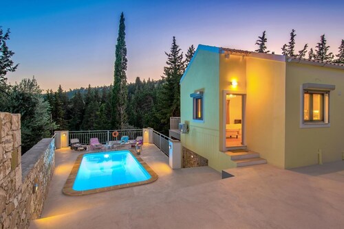 Villa Ifigeneia - Two Bedroom Villa, Sleeps 2