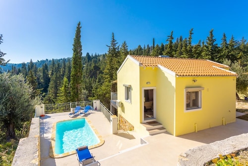 Villa Ifigeneia - Two Bedroom Villa, Sleeps 2