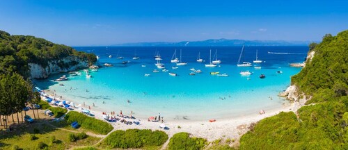 Villa Alexandros - Two Bedroom Villa, Sleeps 4
