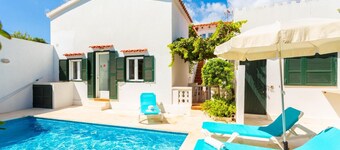 Villa Torreta - Three Bedroom Villa, Sleeps 4