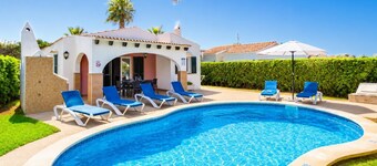 Villa Clariana Large Private Pool, A/C, WiFi