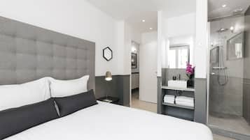 2 chambres, fer et planche à repasser, Wi-Fi gratuit, draps fournis