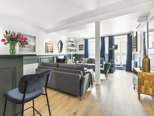 LivinParis | Luxury AC 4 Bedrooms Le Marais I