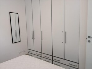 2 Schlafzimmer, Bügeleisen/Bügelbrett, Reisekinderbett, kostenloses WLAN