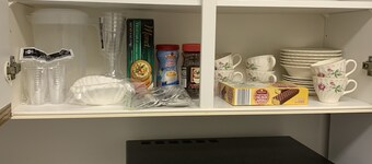 Catskills 2 bedroom condo/townhouse in the woods Woodridge NY 4 months min stay 