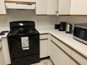 Geschirrspüler, Esstisch