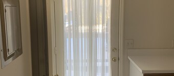 Catskills 2 bedroom condo/townhouse in the woods Woodridge NY 4 months min stay 