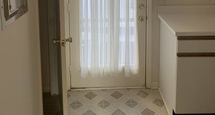 Catskills 2 bedroom condo/townhouse in the woods Woodridge NY 4 months min stay