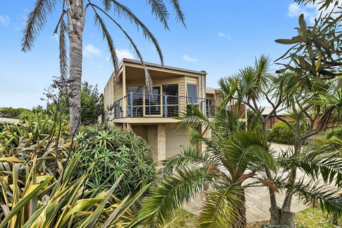 Coastal Home away from Home