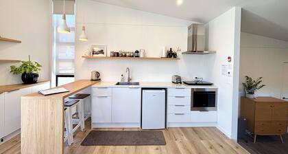 The Studio St Clair ~ architectural guest house