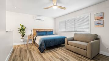 Desk, iron/ironing board, free WiFi, bed sheets