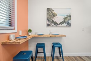 Interior - 🌤️ BBR #4, Steps to the Beach, Heated Pool w/Full Kitchen & 2 Beds! (Treasure Island)