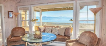 Lakeview in Charming Complex, Sauna, Sandy Beach, shared Deck & Dog Friendly by Tahoe Time VR