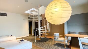 Park Suite, Non Smoking | In-room safe, iron/ironing board, free cribs/infant beds, free WiFi