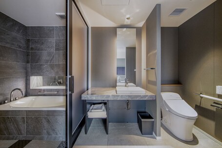 Park Hotel Kyoto - Image 19