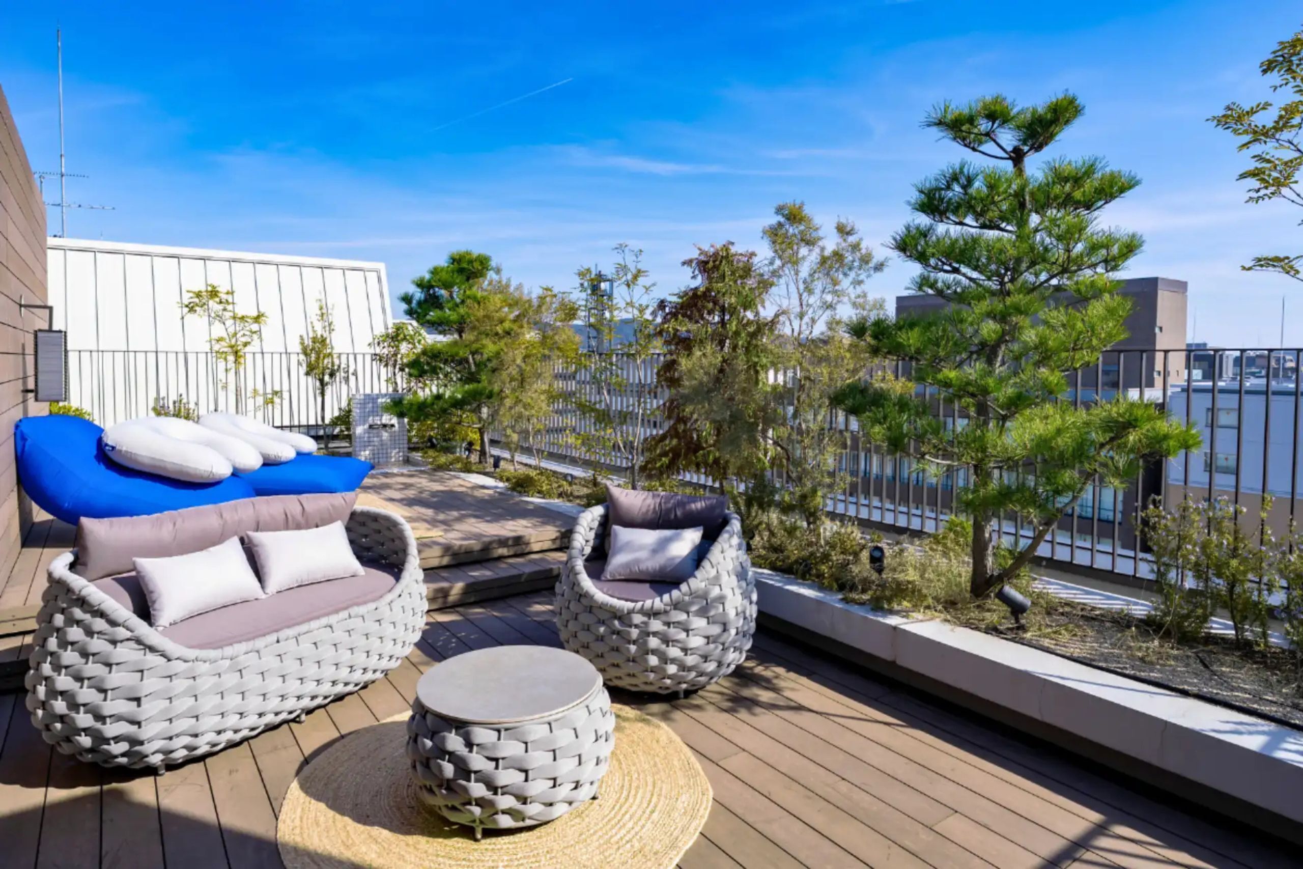 Presidential Quadruple Room, Non Smoking (Park) | Teres/patio