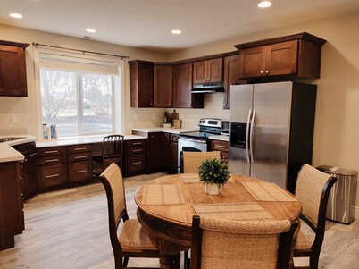 Family friendly home close to ski resorts, mountains, lakes, BYU, and UVU