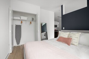 1 Schlafzimmer, Bügeleisen/Bügelbrett, WLAN, Bettwäsche