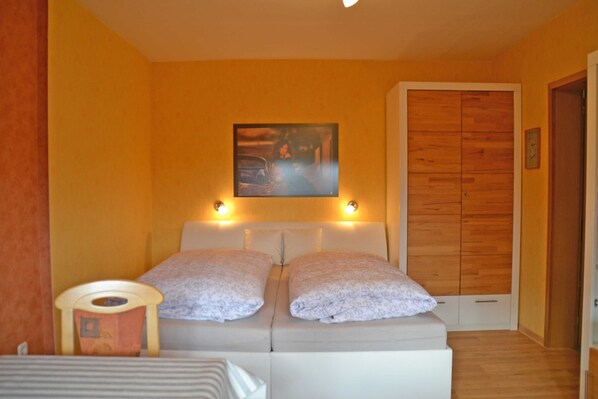 Unclassified image, 1 of 15, button