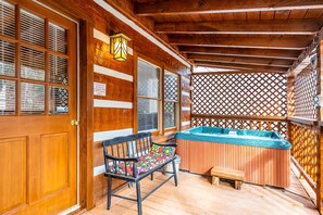 مغطس سبا خارجي