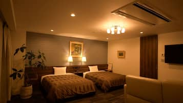 Executive Room, Non Smoking | Desk, free WiFi, bed sheets