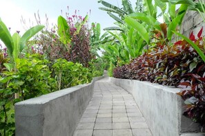 Property grounds - Best price Rendira 2 two bedroom private pool with green tropical view (Ubud)
