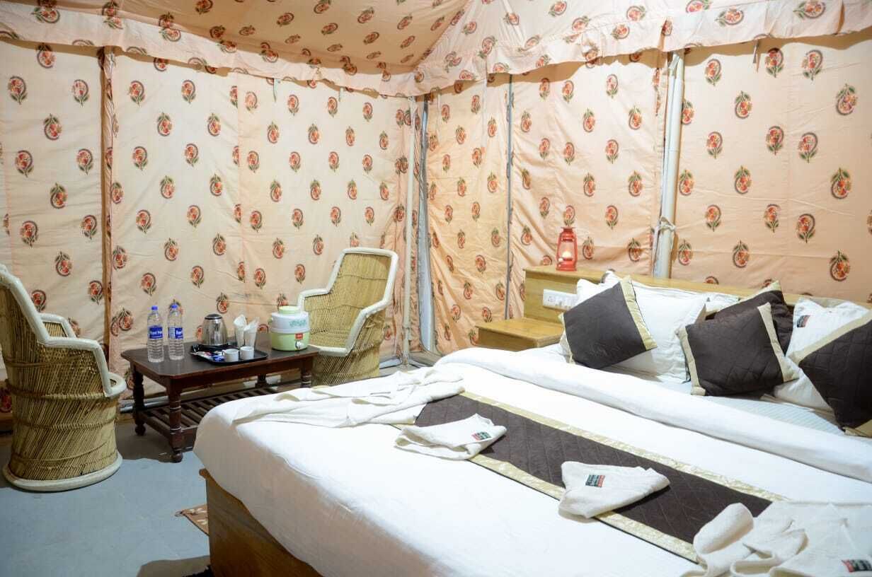 1 多间卧室、床单