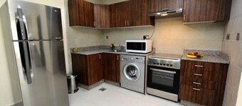 Almansour Park Inn Hotel & Apartment