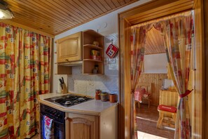 Private kitchen - Bonidesa House With Whirlpool (Ljubno)