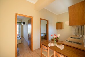 1 bedroom, in-room safe, travel cot, free WiFi