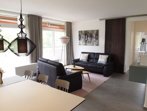 Imagem sem classificação, 2 de 33, botão