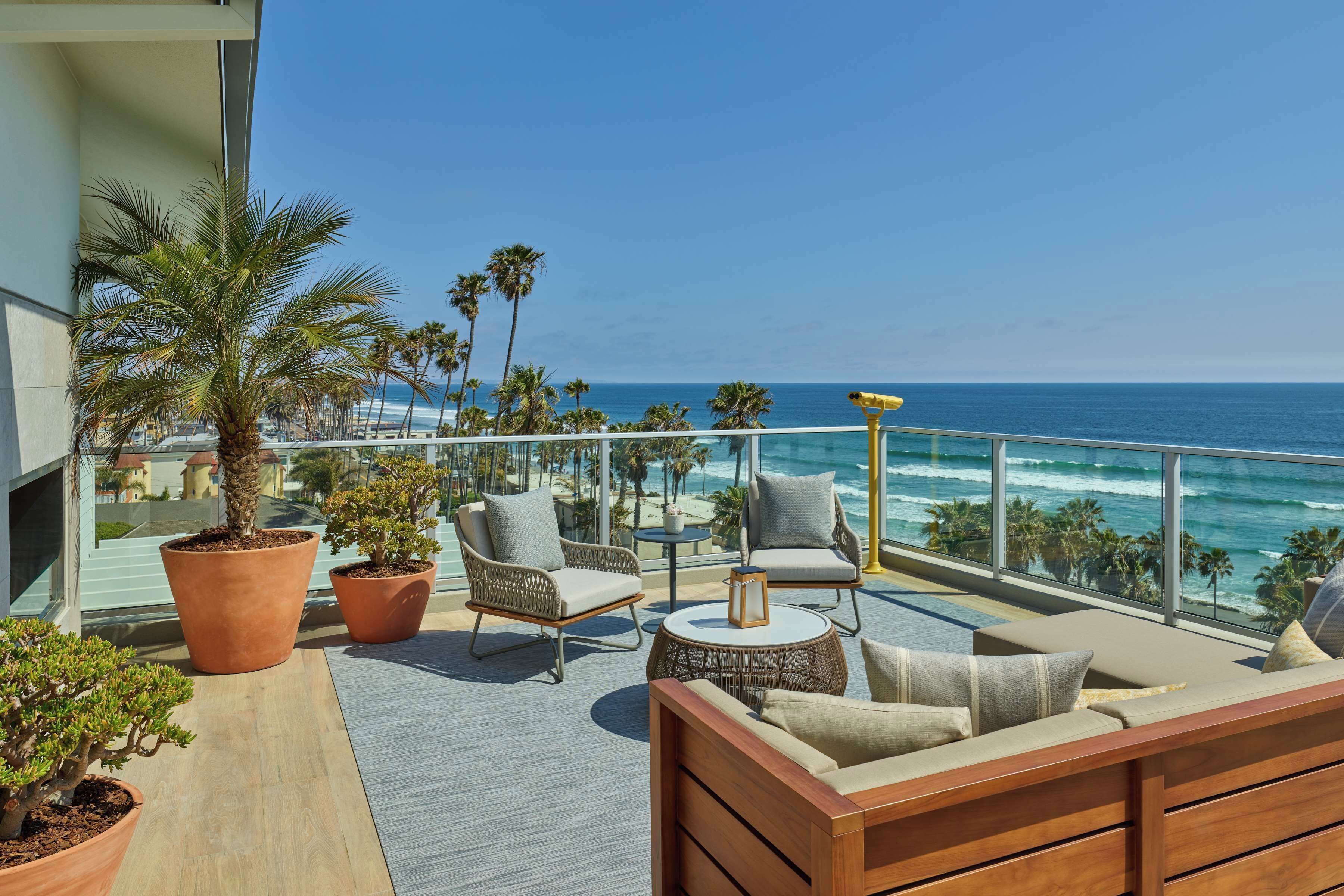 suite, multiple beds (grand estate) | premium bedding, pillow-top beds, minibar, in-room safe