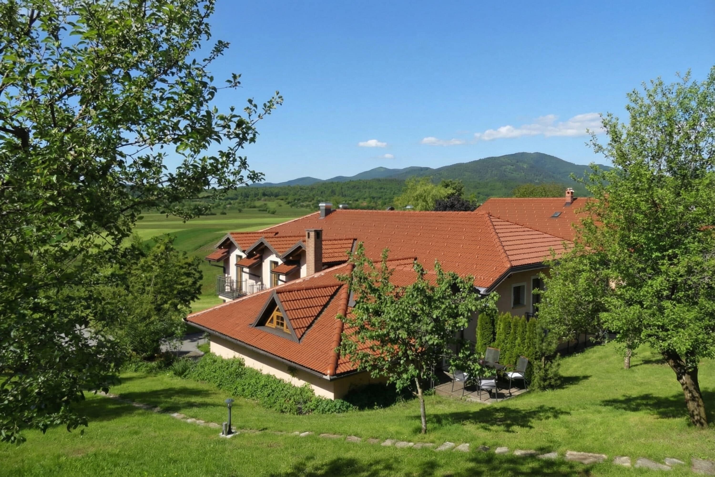 Family House, Multiple Bedrooms, 2 Bathrooms, Mountainside (House Na Meji With Sauna) | Exterior