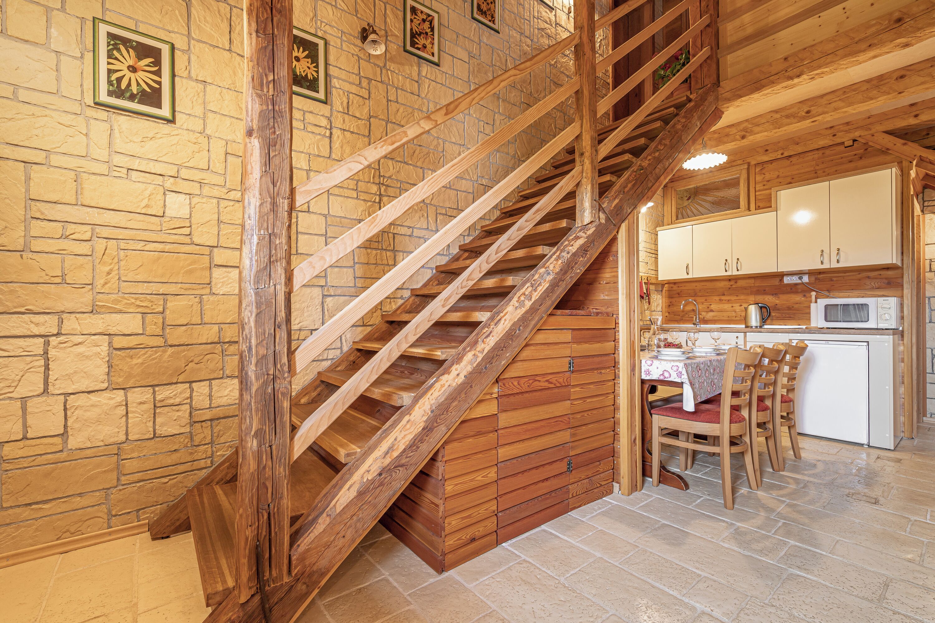 Family House, Multiple Bedrooms, 2 Bathrooms, Mountainside (House Na Meji With Sauna) | Interior