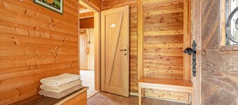 House Na Meji With Sauna