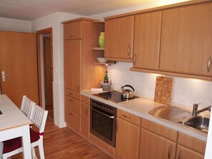 Fridge, oven