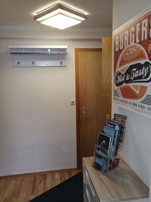 Unclassified image, 2 of 16, button