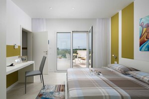 4 Schlafzimmer, Schreibtisch, Bügeleisen/Bügelbrett, kostenloses WLAN